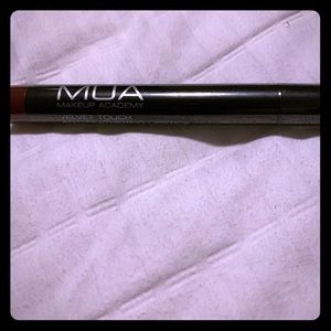 MUA PRO MAKEUP ACADEMY